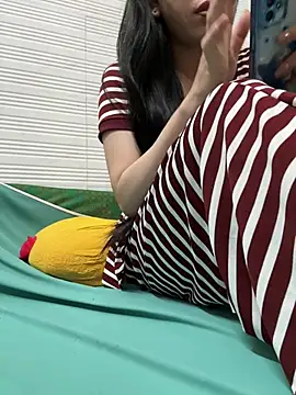 KieLyy online show from May 28, 12:02 pm
