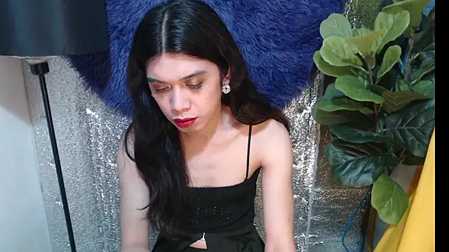 Snapshot of RoseAmarie chatting on June 2, 3:41 am RoseAmarie online show from June 2, 3:41 am
