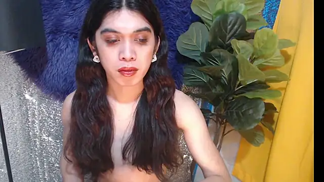 Snapshot of RoseAmarie chatting on June 2, 7:05 pm RoseAmarie online show from June 2, 7:05 pm