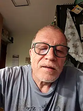 Snapshot of NextAct92 chatting on June 25, 2:33 am NextAct92 online show from June 25, 2:33 am