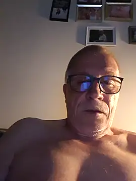 Snapshot of NextAct92 chatting on July 15, 9:09 pm NextAct92 online show from July 15, 9:09 pm