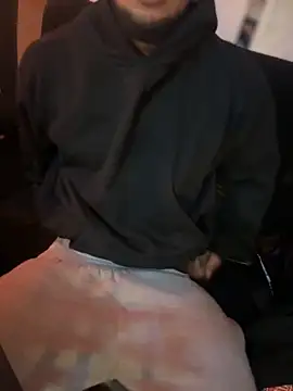 hhansell online show from May 9, 10:31 am
