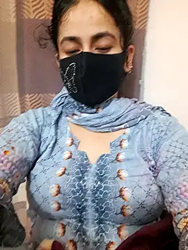 Snapshot of bristyislam chatting on May 10, 6:57 pm bristyislam online show from May 10, 6:57 pm