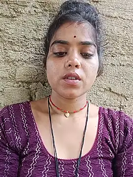 Snapshot of Mahi_Love0143 chatting on August 2, 2:54 am Mahi Love0143 online show from August 2, 2:54 am