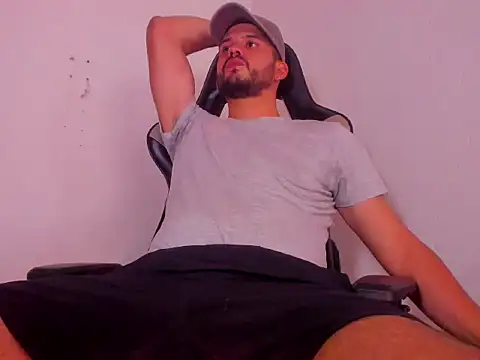Snapshot of Kael_cassian chatting on May 24, 8:03 pm Kael cassian online show from May 24, 8:03 pm