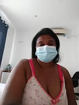 Xbees CT online show from May 31, 11:39 am