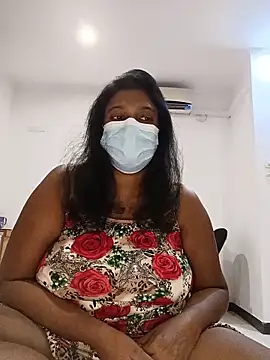 Xbees CT online show from June 11, 5:00 pm