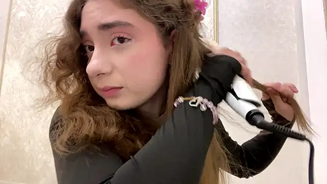 Rosie Sweety online show from May 12, 5:21 pm