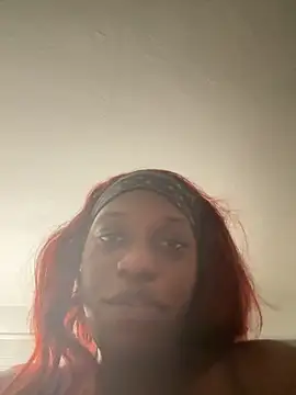 Snapshot of BlaqueBarbee chatting on May 21, 2:07 am BlaqueBarbee online show from May 21, 2:07 am