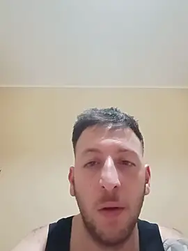 Snapshot of VincentZe99 chatting on June 4, 12:16 am VincentZe99 online show from June 4, 12:16 am