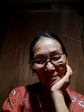 Snapshot of Magy-006 chatting on May 30, 6:43 am Magy-006 online show from May 30, 6:43 am