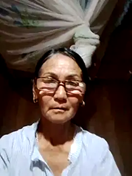 Snapshot of Magy-006 chatting on June 15, 8:49 am Magy-006 online show from June 15, 8:49 am