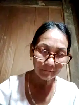 Snapshot of Magy-006 chatting on June 16, 11:51 pm Magy-006 online show from June 16, 11:51 pm