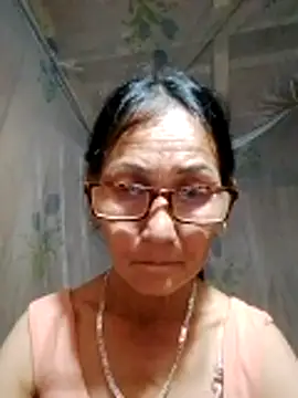 Snapshot of Magy-006 chatting on June 20, 6:33 pm Magy-006 online show from June 20, 6:33 pm