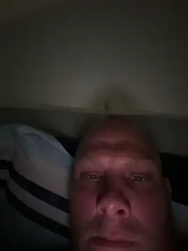 Snapshot of Hellboy_91 chatting on May 10, 9:53 pm Hellboy 91 online show from May 10, 9:53 pm