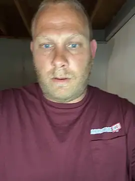 Snapshot of Hellboy_91 chatting on May 22, 10:59 pm Hellboy 91 online show from May 22, 10:59 pm