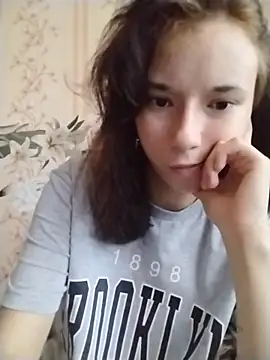 Snapshot of -VictoriaJohnson- chatting on July 15, 4:51 am -VictoriaJohnson- online show from July 15, 4:51 am