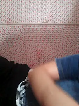 Snapshot of -Tara-a chatting on May 24, 9:53 pm -Tara-a online show from May 24, 9:53 pm