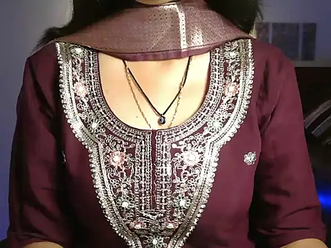 Snapshot of Moksha_ chatting on June 16, 1:58 pm Moksha online show from June 16, 1:58 pm