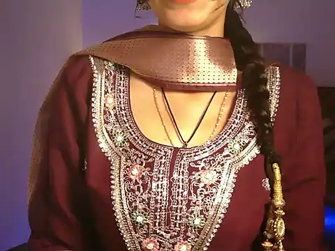 Snapshot of Moksha_ chatting on June 30, 8:59 am Moksha online show from June 30, 8:59 am