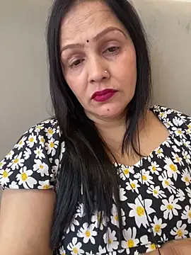simmy14321 online show from July 1, 5:09 am