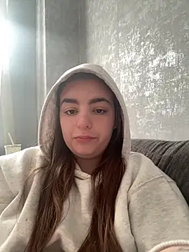 Snapshot of LexiXXoo chatting on May 15, 7:37 am LexiXXoo online show from May 15, 7:37 am
