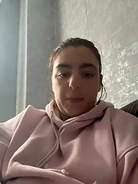 Snapshot of LexiXXoo chatting on May 19, 8:09 am LexiXXoo online show from May 19, 8:09 am