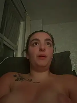 Snapshot of LexiXXoo chatting on July 11, 10:22 pm LexiXXoo online show from July 11, 10:22 pm