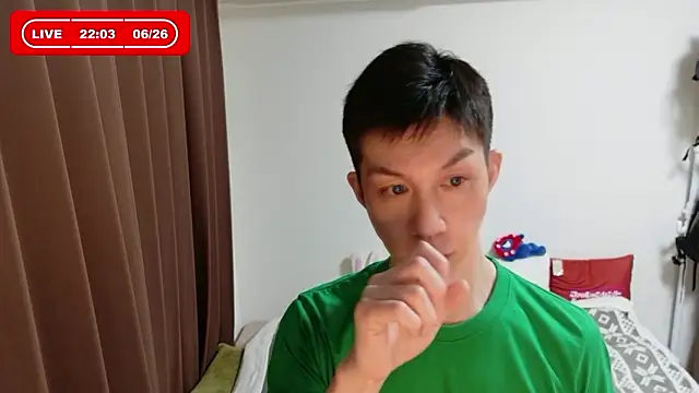Snapshot of kazukota20 chatting on June 26, 1:04 pm kazukota20 online show from June 26, 1:04 pm