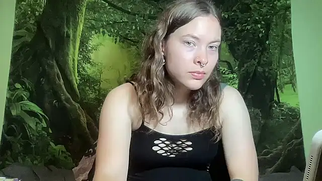 mo0ngoddess online show from July 25, 3:26 am