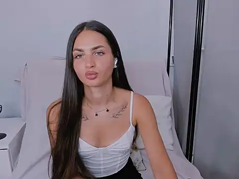 Snapshot of CarlaLovely chatting on July 17, 2:34 pm CarlaLovely online show from July 17, 2:34 pm