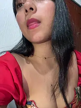 Snapshot of yul-dulce chatting on July 2, 2:00 am yul-dulce online show from July 2, 2:00 am