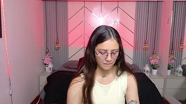 Sofysoul online show from June 18, 8:46 pm
