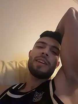 Snapshot of Z-man- chatting on June 4, 11:33 pm Z-man- online show from June 4, 11:33 pm
