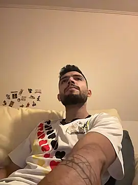 Snapshot of Z-man- chatting on July 12, 1:18 am Z-man- online show from July 12, 1:18 am