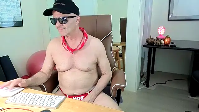 hotdadbod online show from November 22, 9:25 pm