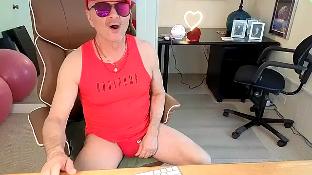 hotdadbod online show from January 11, 9:42 pm