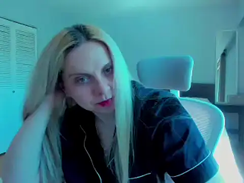 Snapshot of Laviora chatting on May 31, 11:39 pm Laviora online show from May 31, 11:39 pm