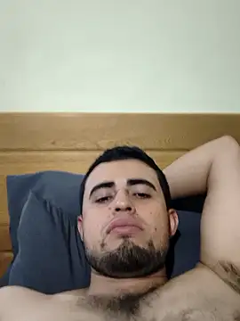 Snapshot of Alejo10051 chatting on May 29, 11:03 pm Alejo10051 online show from May 29, 11:03 pm