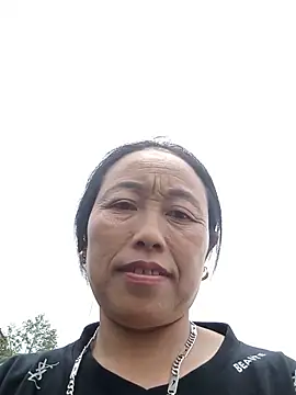 Snapshot of lili_anhh chatting on May 29, 5:16 am lili anhh online show from May 29, 5:16 am