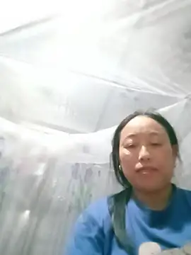 Snapshot of lili_anhh chatting on May 30, 2:36 pm lili anhh online show from May 30, 2:36 pm