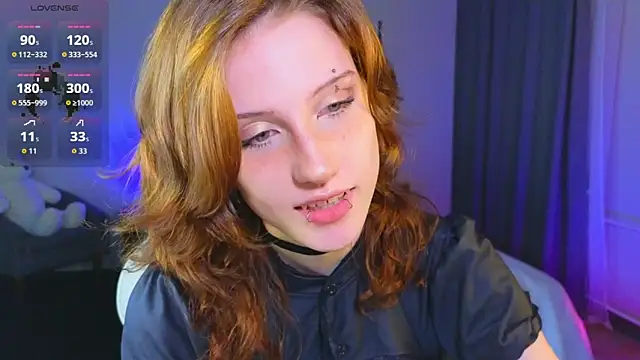 Snapshot of vampi_queen chatting on June 12, 8:30 pm vampi queen online show from June 12, 8:30 pm