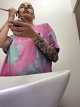 BabyyGirll  online show from May 23, 4:07 am