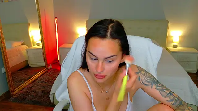 BabyyGirll  online show from May 29, 3:37 am