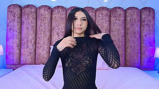 ZenyaVirelli online show from June 9, 7:58 pm