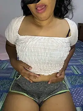 nishii9 online show from June 9, 3:12 pm
