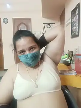 pirainilla online show from June 4, 5:35 am