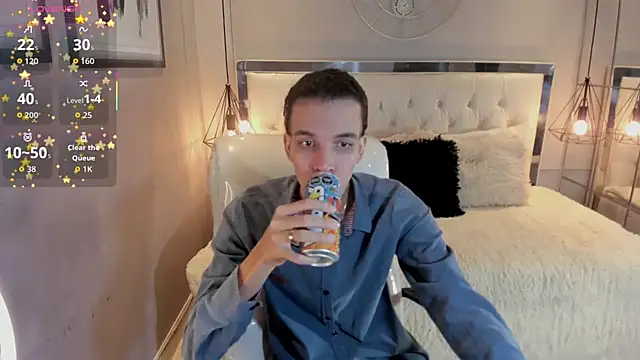 Snapshot of felix_haze chatting on July 11, 6:21 pm felix haze online show from July 11, 6:21 pm