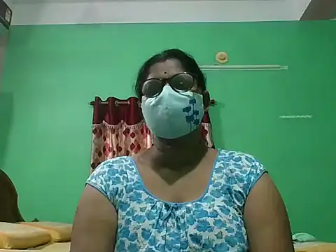 Snapshot of Kavya17 chatting on June 16, 9:12 am Kavya17 online show from June 16, 9:12 am