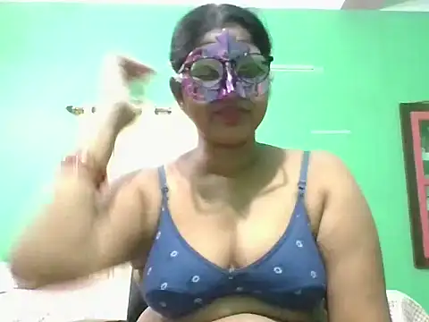 Snapshot of Kavya17 chatting on June 30, 3:40 am Kavya17 online show from June 30, 3:40 am